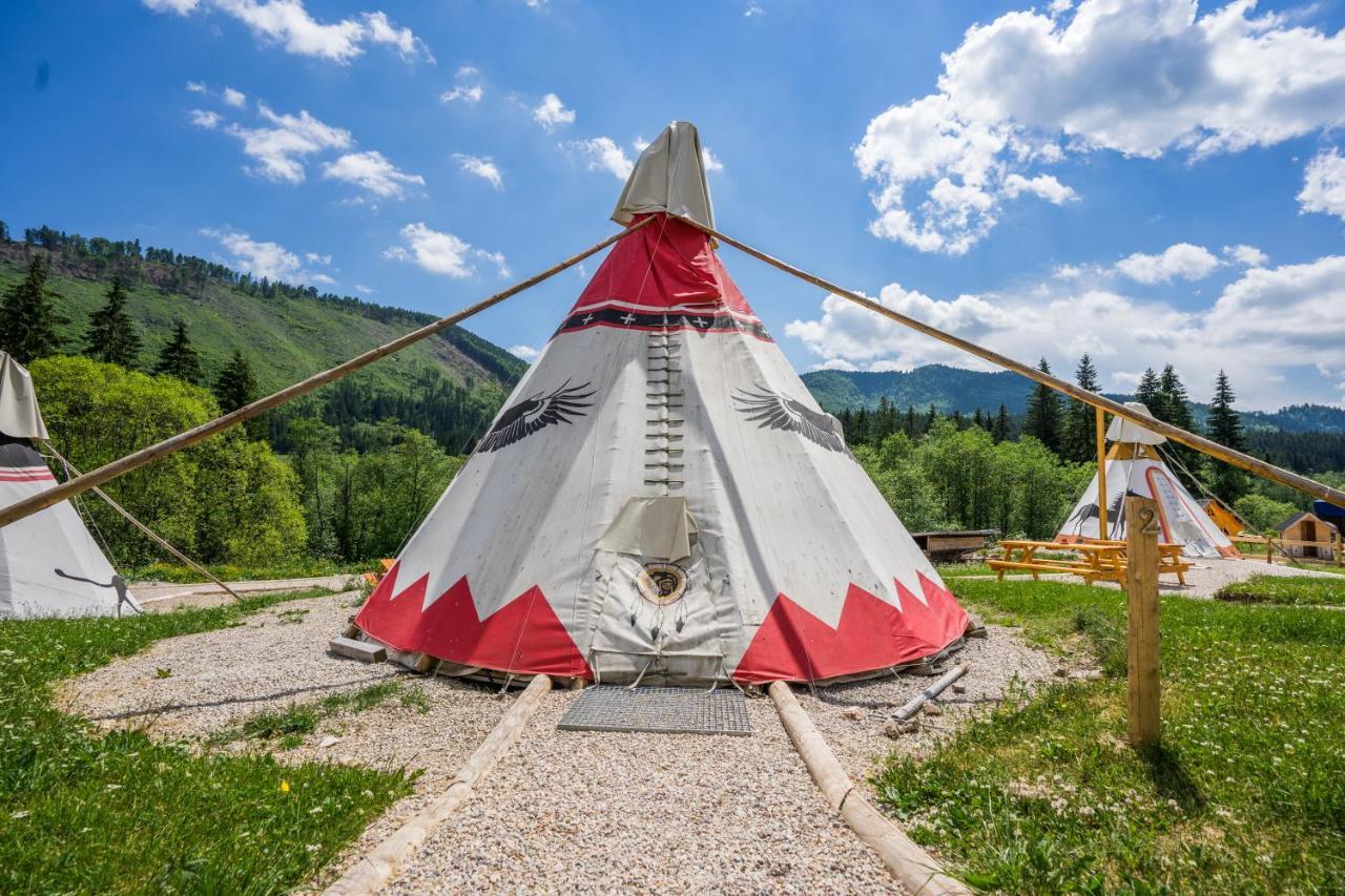 Stratená Ranc Pod Ostrou Skalouゲストハウス エクステリア 写真